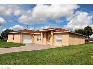 305 Sugarland Cir, Clewiston, FL 33440-0260