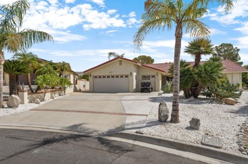 9721 Siwanoy Dr, Desert Hot Springs CA  92240-1330 exterior