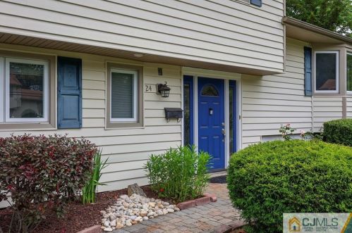 24 Norton Rd, East Brunswick, NJ 08816-1704