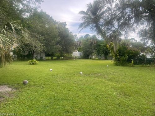 11343 Redbud Ln, Bonita Springs, FL 34135-6920