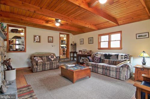 499 Manatawny St, Pottstown PA  19464-5140 exterior