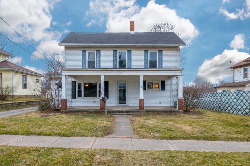 137 Sandusky St, Mechanicsburg, OH 43044-1073