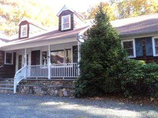 115 Mallory Rd, Roxbury, CT 06783-2032