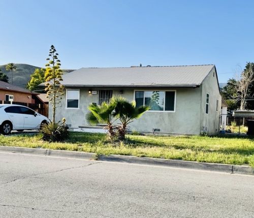 840 30th St, San Bernardino, CA 92405-2816