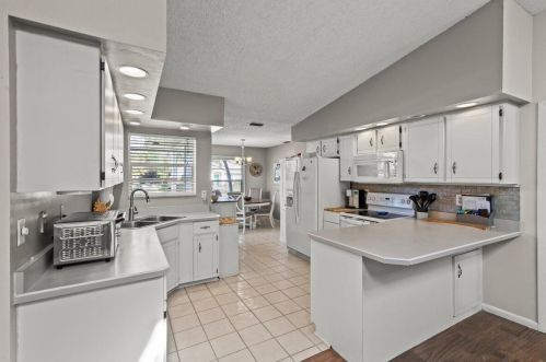 2620 Umbrella Tree Dr, Edgewater FL  32141-5312 exterior