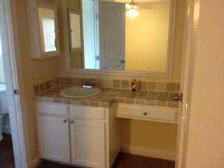 1328 Brookfield Ln, Midlothian TX  76063-2513 exterior