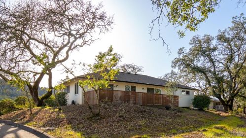 6455 Meadowridge Dr, Santa Rosa CA  95409-5848 exterior