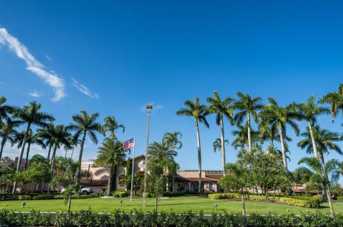 6376 Kings Gate Cir, Delray Beach FL  33484-2429 exterior