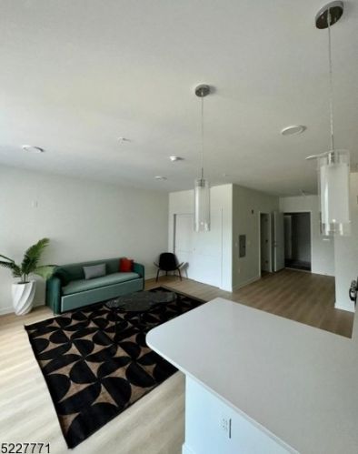 313 3rd St, Plainfield NJ  07060-1823 exterior