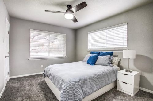 10905 Damon Ln, Dallas TX  75229-3839 exterior