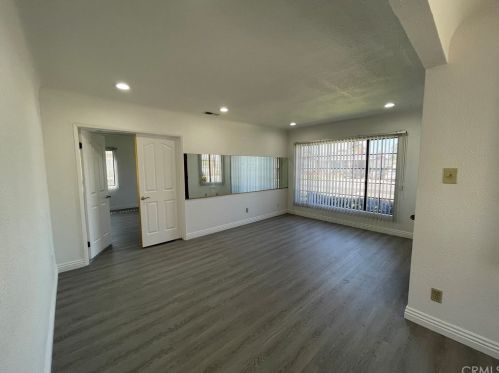 1930 154th St, Gardena, CA 90249-4212