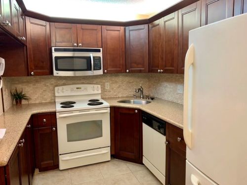 4821 Sable Pine Cir, West Palm Beach, FL 33417-2791