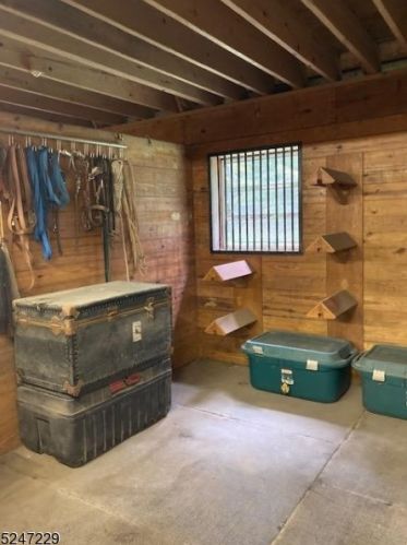 55 Hunts School Rd, Fredon NJ  07860-5405 exterior