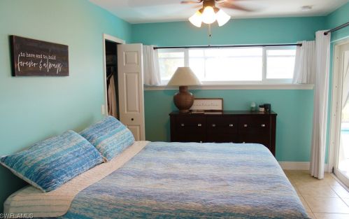 3752 2nd Ave, Cape Coral FL  33904-4807 exterior