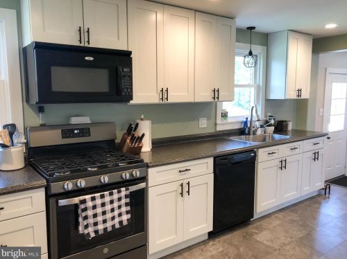 602 Winding Hill Rd, Navy Sup Dpt PA  17055-4992 exterior