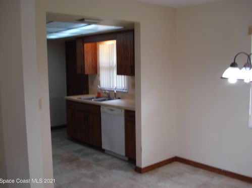 5620 Sisson Rd, Titusville FL  32780-7249 exterior