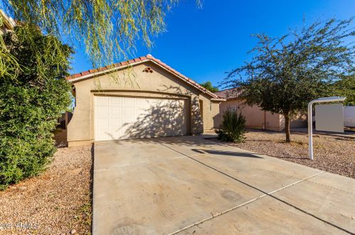 4323 59th Dr, Phoenix, AZ 85043-1972