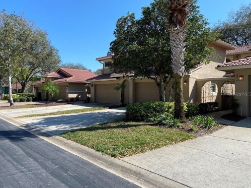 8212 Breeze Cove Ln, Orlando, FL 32819-5077