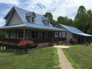 1188 Rose Sharon Rd, Waterview, KY 42717