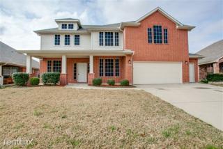 700 Bur Oak Dr, Burleson TX  76028-7053 exterior