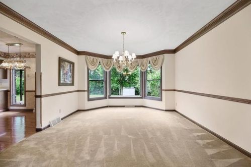 1605 Mountain View Dr, Gibsonia PA 15044-9274 exterior