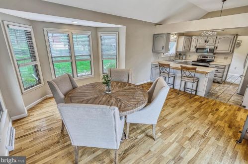 1015 Country Club Rd, Camp Hill PA  17011-1049 exterior