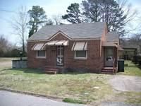 214 Diamond St, Murfreesboro NC  27855-1108 exterior