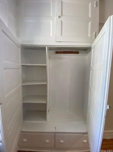 207 Prospect Ave, Mount Vernon NY  10550-2347 exterior