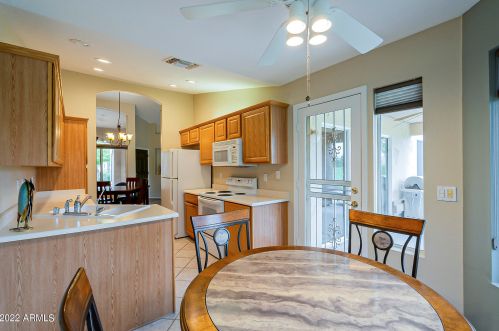 19430 85 Dr, Peoria AZ  85383-3624 exterior