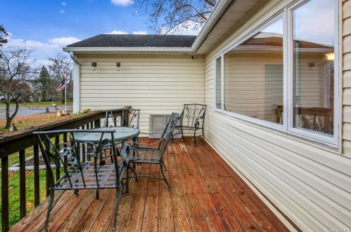 2825 Heathercrest Dr, Yorktown Hgts, NY 10598-2413