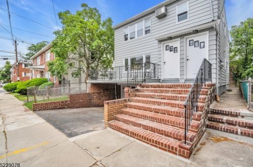 87 Melville Pl, Irvington NJ  07111-3048 exterior