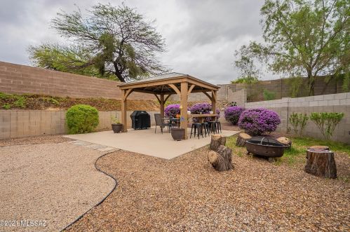 9044 Marci Lynne Way, Tucson, AZ 85747-5625