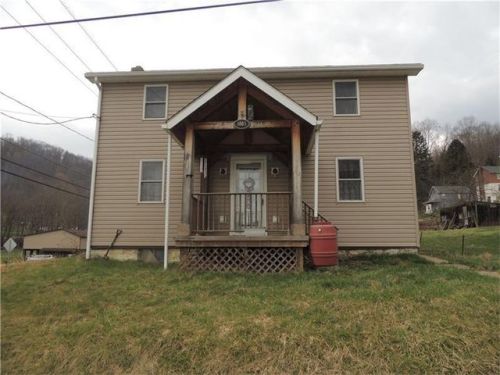 1003 8th St, Bolivar, PA 15923-2130