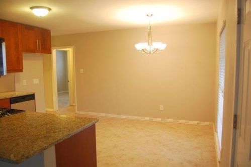 406 West St, Georgetown TX  78626-4945 exterior