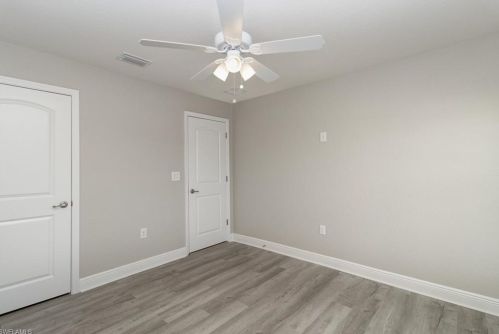 2008 27 Ter, Cape Coral FL  33904-3256 exterior