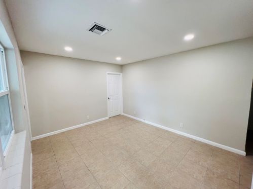 702 2nd St, Delray Beach FL  33483-5418 exterior