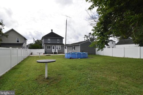 209 Delaware Ave, Harrington DE  19952-1236 exterior