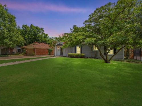 6449 Darwood Ave, Fort Worth, TX 76116-4406