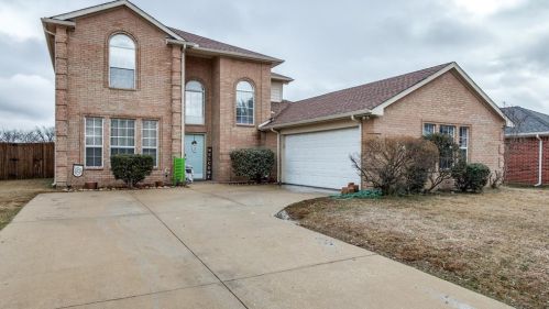 104 Rolling Meadows Dr, St Paul, TX 75098-5159