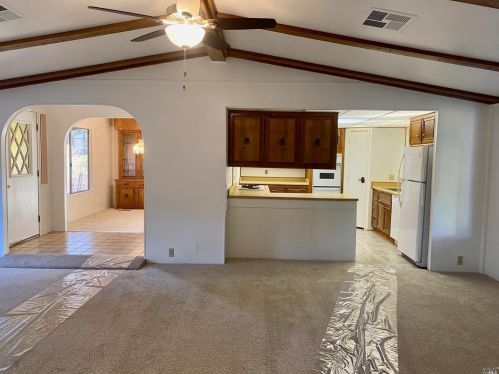 83 Malaga Ct, Ukiah CA  95482-9418 exterior