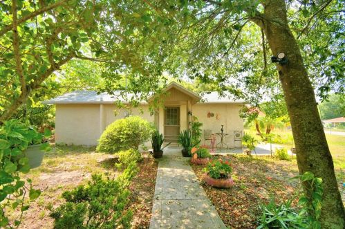 316 Merrill Ave, Dundee, FL 33838-4210