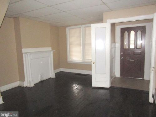 4528 16th St, Philadelphia PA  19140-1111 exterior