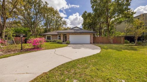 643 Dolphin Rd, Casselberry, FL 32708-3107
