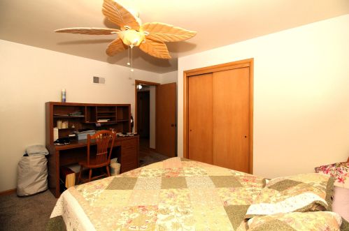 2524 63, Milwaukee WI 53219-2627 exterior