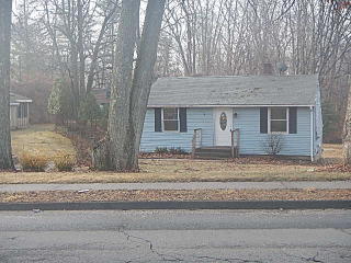 388 Mulberry St, Plantsville CT  06479-1853 exterior