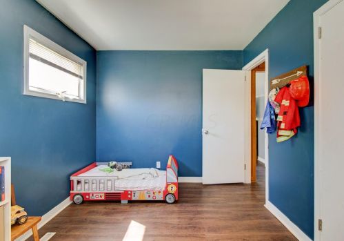 2949 Irwin Ave, Darbydale OH  43123-2309 exterior