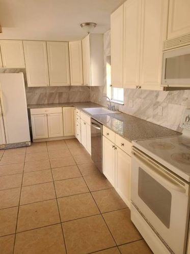 4525 Sadler Rd, Apopka FL  32712-4913 exterior