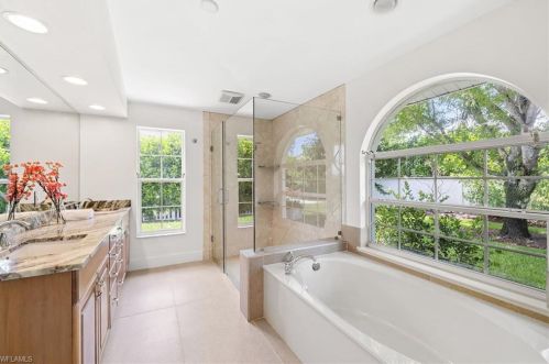 740 Orchid Dr, Naples FL  34102-5015 exterior
