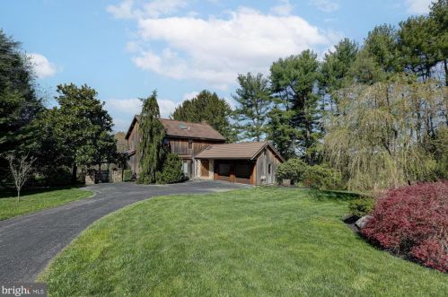 1735 Flint Hill Rd, Landenberg, PA 19350-9653