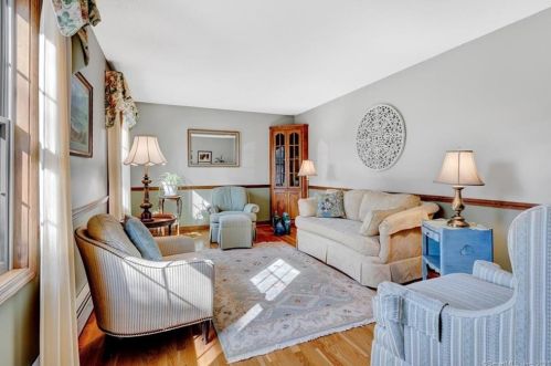 95 Haystack Rd, Manchester, CT 06040-6762